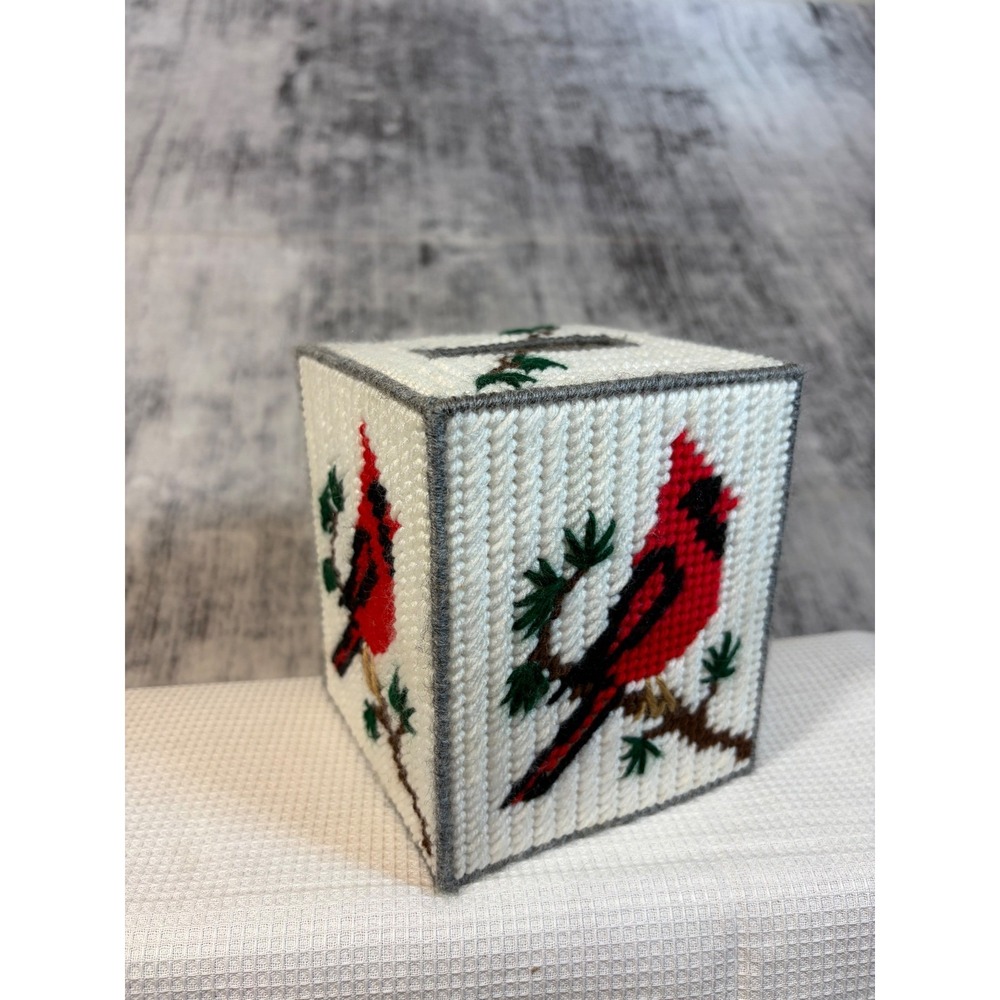 Vintage Handmade Cardinal Needlepoint Tissue Box Cover Plastic Canvas Bird Decor